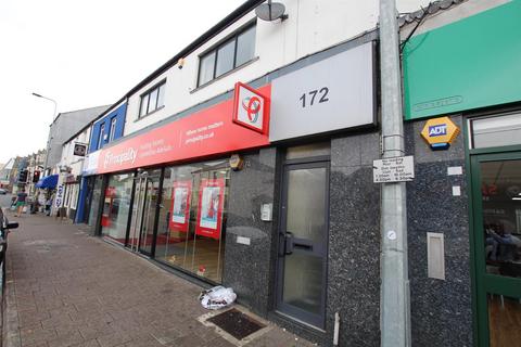 Cowbridge Road East, Canton, Cardiff 2 bed flat for sale