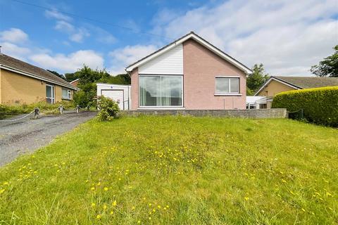 Dan Y Lan, Llanelli 3 bed detached house for sale