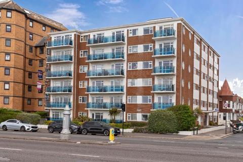 Kingsway, Hove 3 bed apartment for sale
