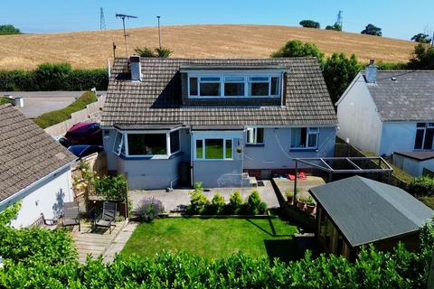 Totnes Road, Newton Abbot TQ12 4 bed detached bungalow for sale