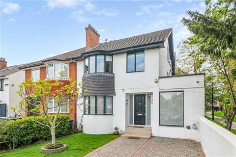 Friars Place Lane, London W3 5 bed house for sale