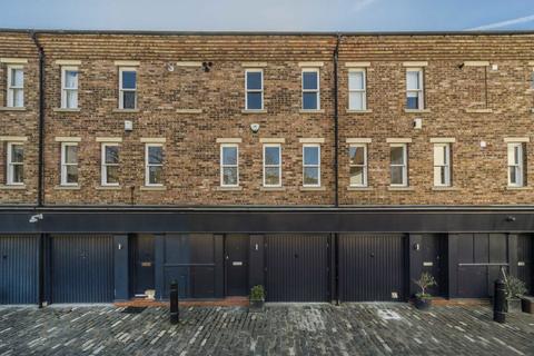 St. Pauls Mews, London NW1 4 bed terraced house for sale