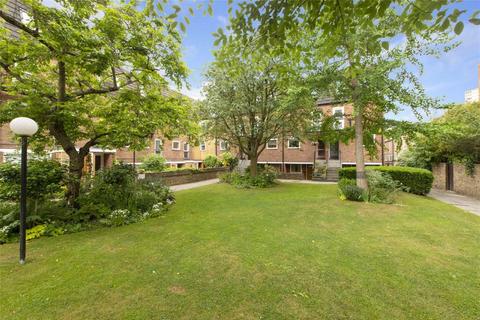 St. Andrews Square, London W11 3 bed maisonette for sale