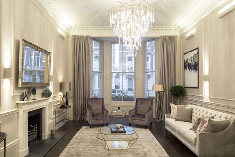 Queen's Gate Place, London SW7 3 bed flat for sale