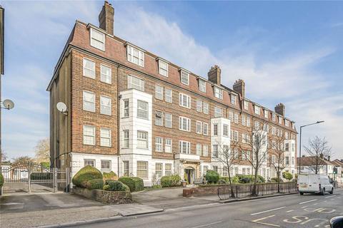 Sidmouth Road, London NW2 3 bed flat for sale