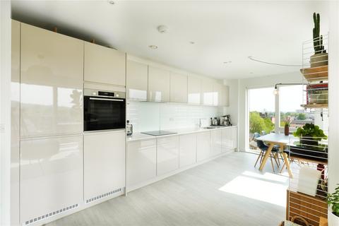 Pomeroy Street, London 2 bed apartment for sale