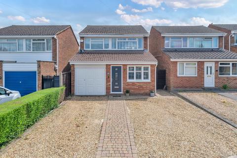 Byron Road, Royston SG8 3 bed detached house for sale