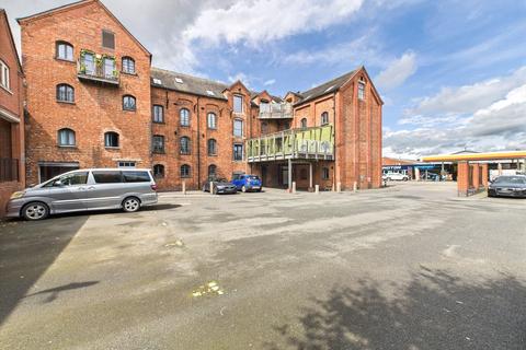 Drayton Mill Court, Cheshire Street... 2 bed flat for sale