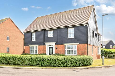 Discovery Drive, Canterbury CT3 5 bed detached house for sale