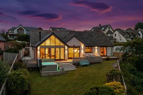 Barnlake Point, Milford Haven SA73 4 bed detached bungalow for sale