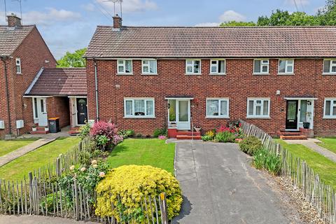 Pemberton Avenue, Ingatestone, CM4 2 bed apartment for sale