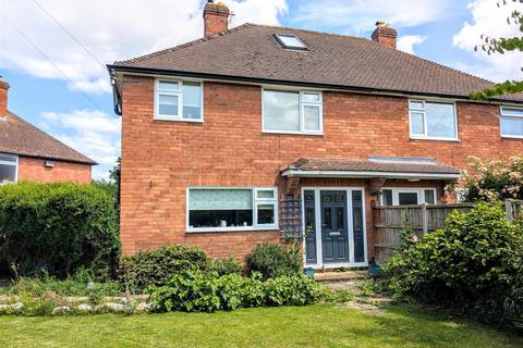 48, Priory Ridge, Shrewsbury, SY3 9EQ 4 bed semi