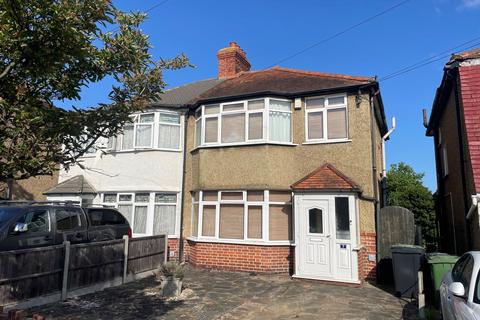 Riverholme Drive, Epsom, KT19 3 bed semi