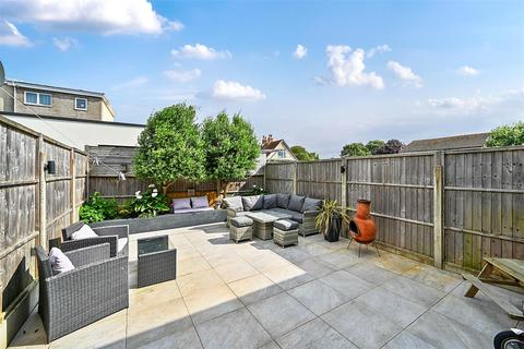 Rowan Close, Portslade BN41 2 bed terraced house for sale