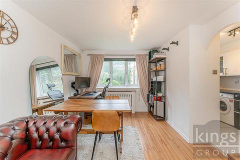 Celadon Close, Enfield 1 bed flat for sale