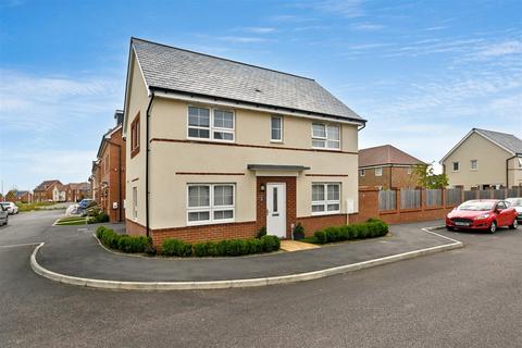 Coniston Avenue, Eastbourne 3 bed detached house for sale