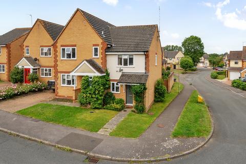 Harding Close, Faringdon... 2 bed semi