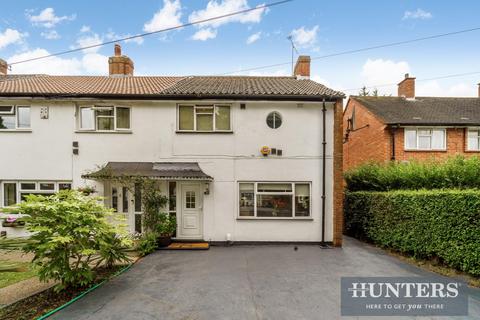 Dalcross Road, Hounslow 3 bed end of terrace house for sale