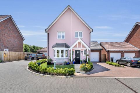 Barley Birch Drive, Botesdale IP22 3 bed detached house for sale