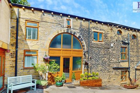 The Barn, Lee House Farm, Halifax, HX3 4 bed house for sale