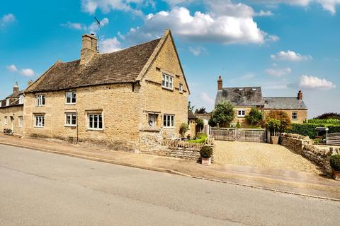 Main Street, Yarwell, Peterborough 3 bed cottage for sale