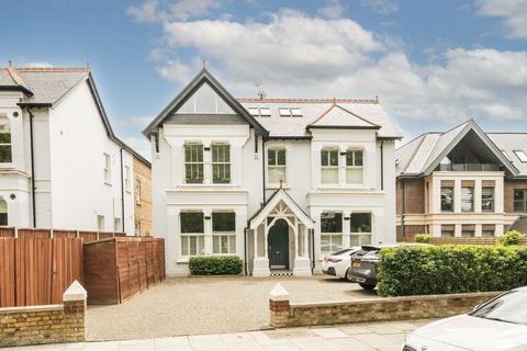 Carlton Road, London W5 2 bed flat for sale