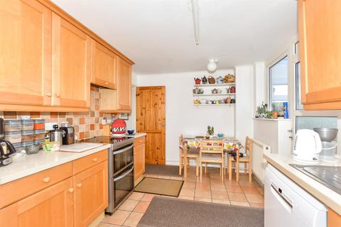 Kingfisher Avenue, Hythe CT21 5 bed detached house for sale