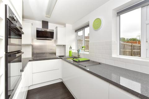 Heathfield Road, Ashford TN24 3 bed terraced house for sale
