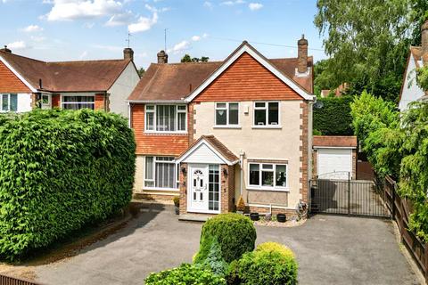 Chobham Road, Camberley GU16 3 bed detached house for sale