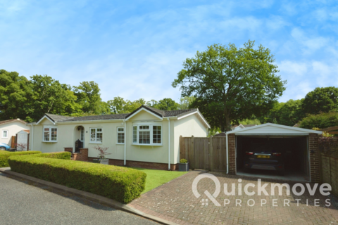 Etchingham, East Sussex, TN19 2 bed park home for sale