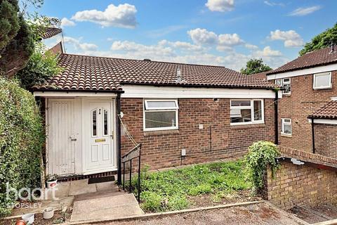 Haddon Road, Luton 2 bed semi