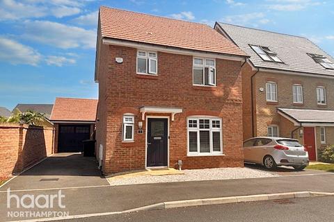 Farmyard Close, NORTHAMPTON 3 bed detached house for sale