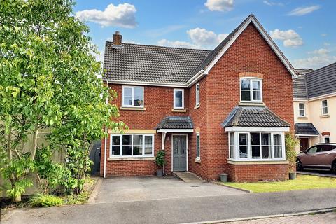 Jobbins Close, Bristol BS37 4 bed detached house for sale
