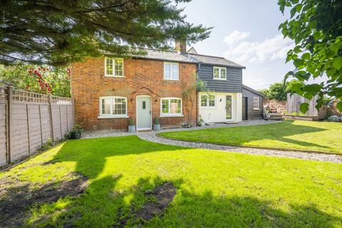 Cavendish, Sudbury, Suffolk 2 bed detached house for sale