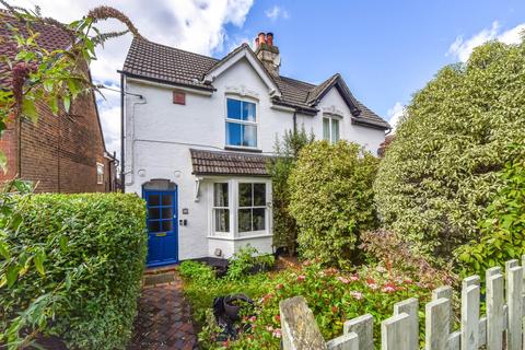 Tilmore Road, Petersfield, Hampshire 2 bed semi