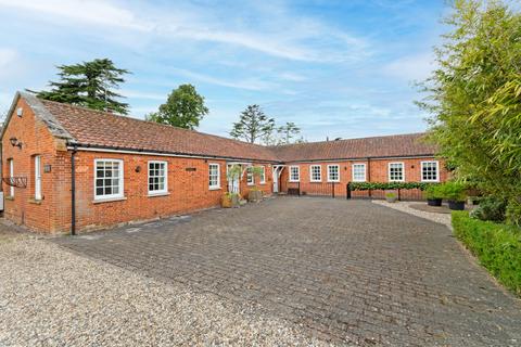 Shortgrove, Saffron Walden CB11 3 bed detached house for sale