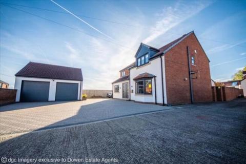 BROWNEY LANE, BROWNEY 5 bed detached house for sale
