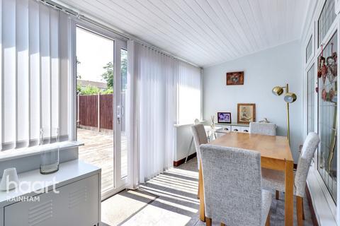 Whybridge Close, Rainham, RM13 8BD 3 bed terraced house for sale
