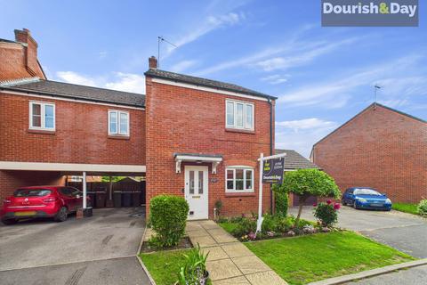 Stoney Brook Close, Stafford ST18 3 bed semi