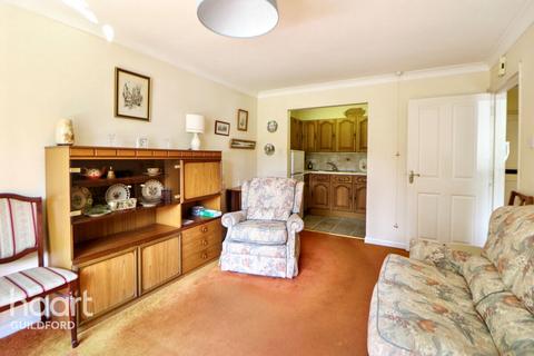 Tarragon Drive, Guildford 1 bed flat for sale
