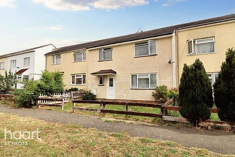Thongsley, Huntingdon 3 bed terraced house for sale
