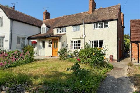 Dorsington Road, Pebworth... 3 bed character property for sale