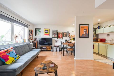 Gale Street, London E3 1 bed flat for sale