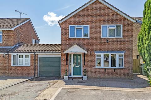 Brathertons Court, Billericay, CM12 4 bed house for sale