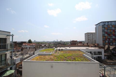 Elm Road, Wembley, Middlesex HA9 2 bed flat for sale