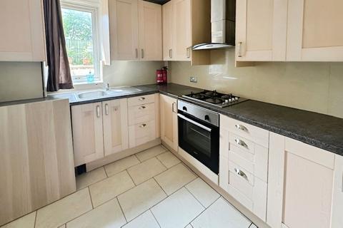 Barnfield Road, Edgware, HA8 3 bed semi