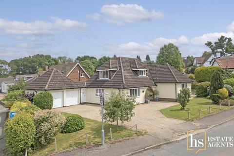 Hillside Walk, Brentwood CM14 4 bed detached house for sale