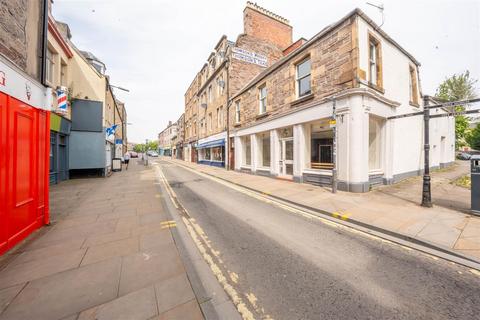 High Street, Perth 1 bed flat for sale