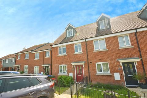 Glenton Green, Buckinghamshire HP18 3 bed end of terrace house for sale