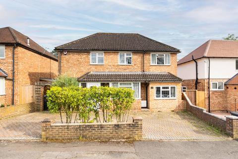 Ardmore Avenue, Guildford, GU2 4 bed detached house for sale